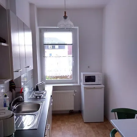 Ahrendt Apartment *